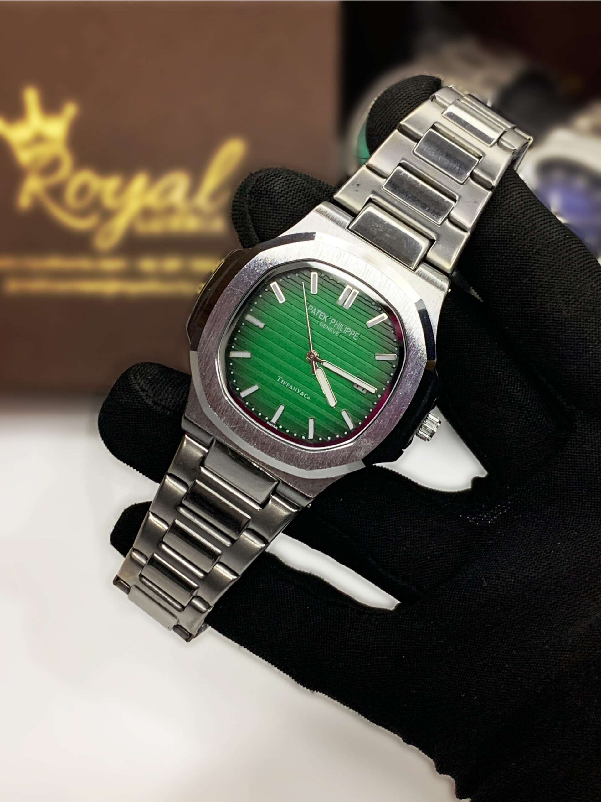 patk philip dark green dial with chain patk philip dark green dial with chain