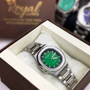 patk philip dark green dial with chain