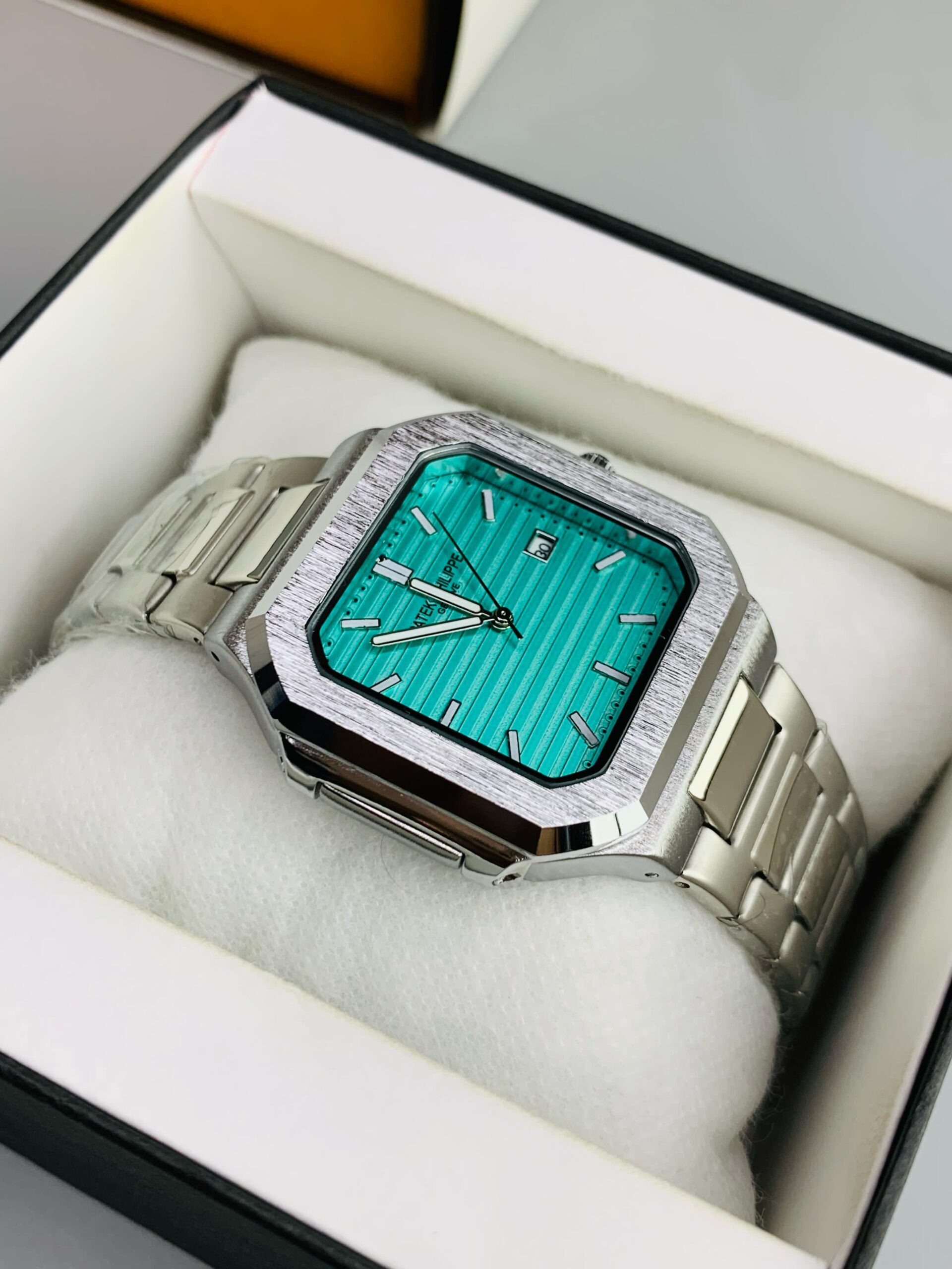 cubitus model silver chain green dial (copy) cubitus model silver chain green dial (copy)